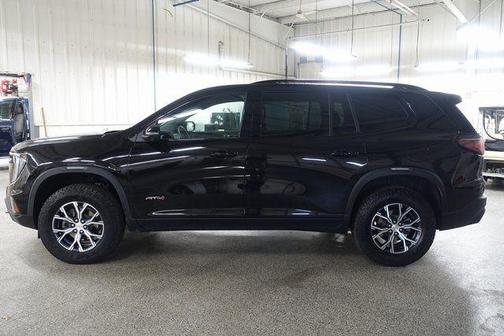 2024 GMC Acadia AWD AT4