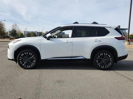 2025 Nissan Rogue Platinum