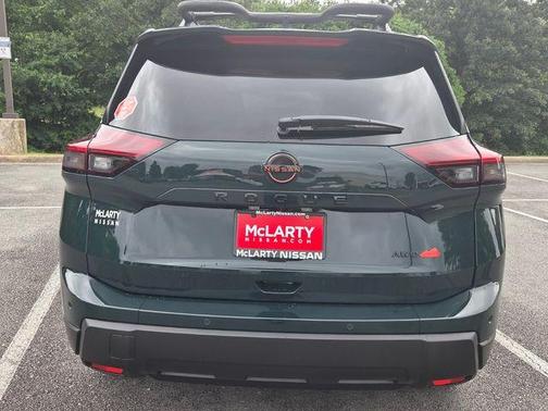 Obsidian Black 2026 Nissan Rogue