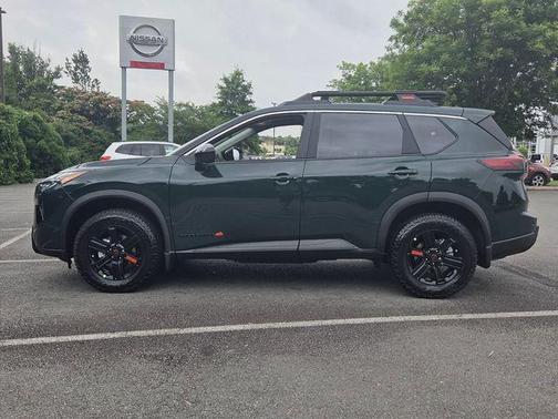 Obsidian Black 2026 Nissan Rogue
