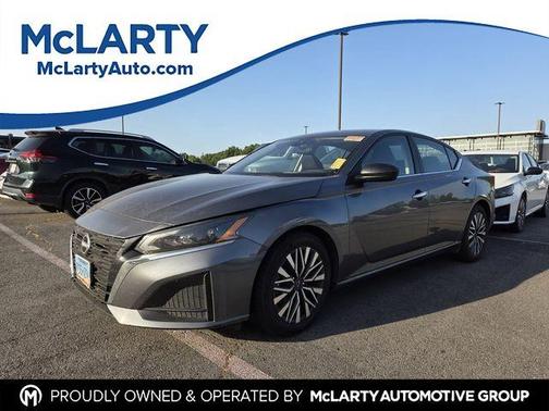 Gun Metallic 2024 Nissan Altima 2.5 SV