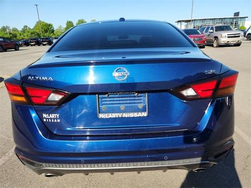 2022 Nissan Altima 2.5 SR