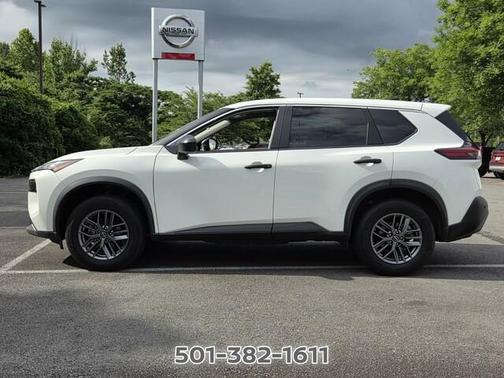 Glacier White 2023 Nissan Rogue S