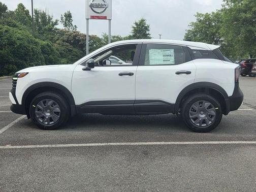 Fresh Powder 2026 Nissan Kicks S