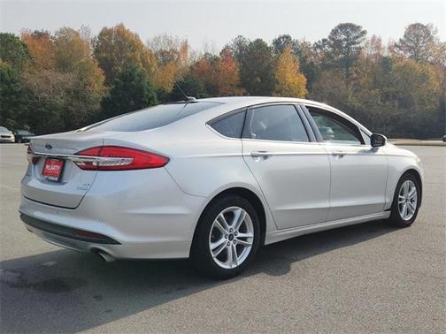 2018 Ford Fusion SE
