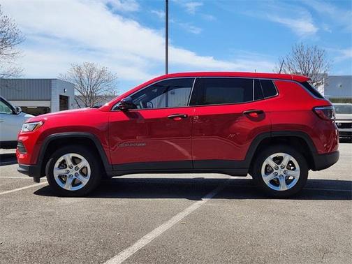 Redline Pearlcoat 2023 Jeep Compass Sport