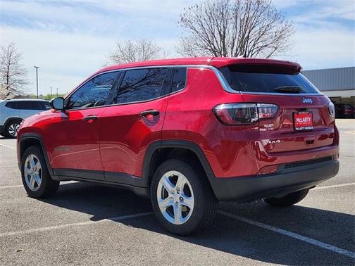 Redline Pearlcoat 2023 Jeep Compass Sport