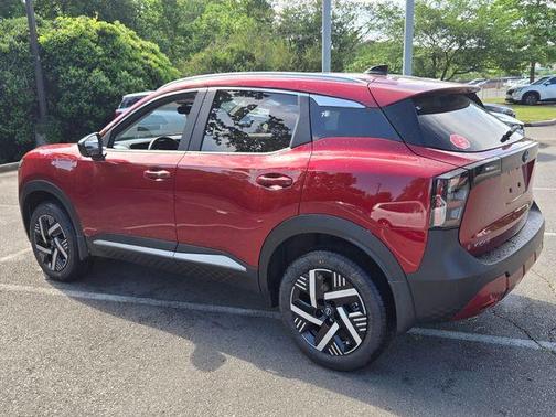 Scarlet Ember T 2026 Nissan Kicks SV