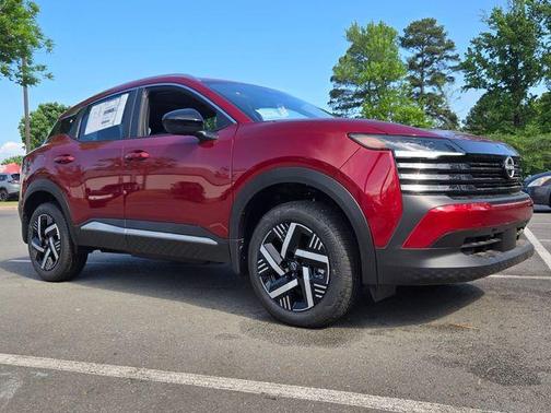Scarlet Ember T 2026 Nissan Kicks SV