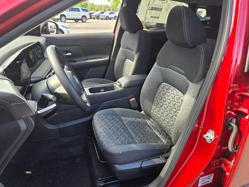 Scarlet Ember T 2026 Nissan Kicks SV