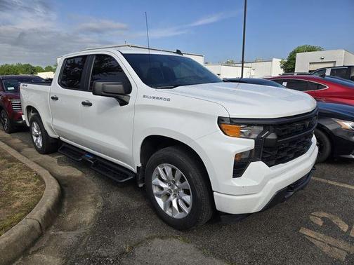 2022 Chevrolet Silverado 1500 Custom