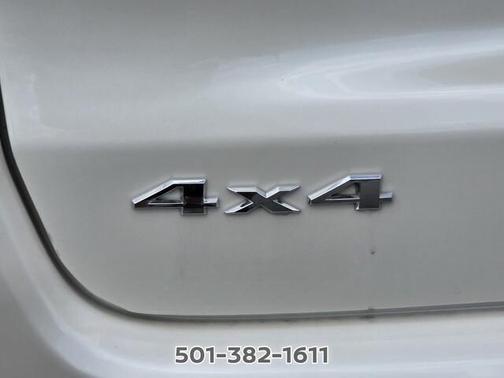 Pearl White Tri-Coat 2018 Jeep Compass Limited