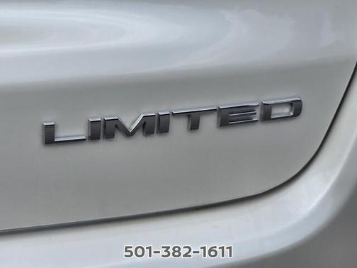 Pearl White Tri-Coat 2018 Jeep Compass Limited