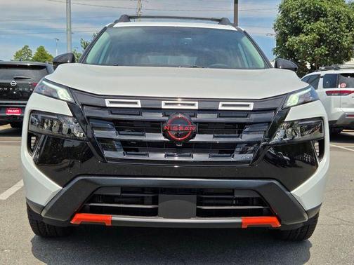 Everest White P 2026 Nissan Rogue Rock Creek