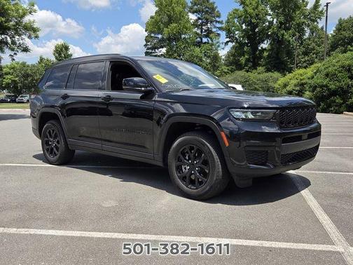 Diamond Black 2024 Jeep Grand Cherokee L Laredo