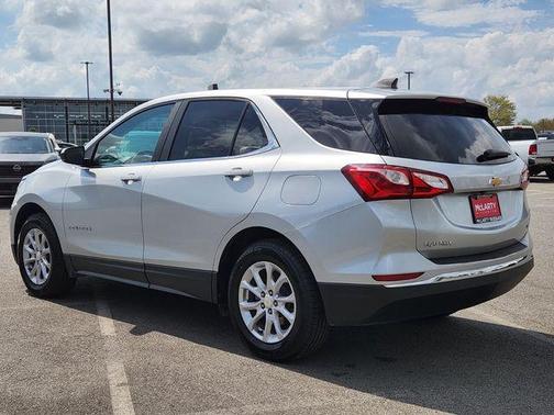 Silver Ice Metallic 2021 Chevrolet Equinox 1LT