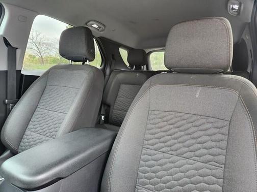 Silver Ice Metallic 2021 Chevrolet Equinox 1LT