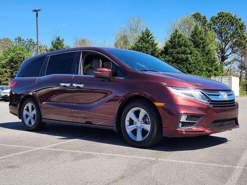 Deep Scarlet Pearl 2018 Honda Odyssey EX-L