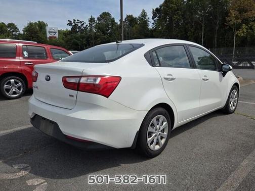 Clear White 2016 Kia Rio LX