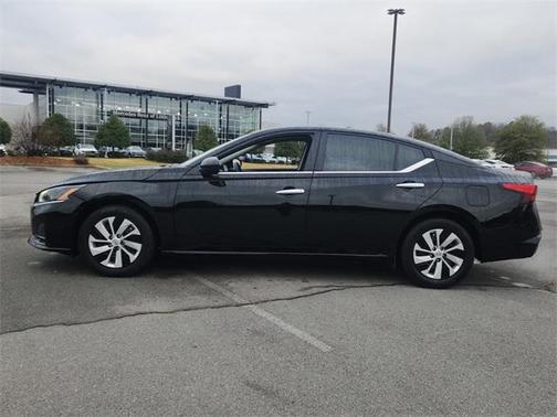 2025 Nissan Altima S