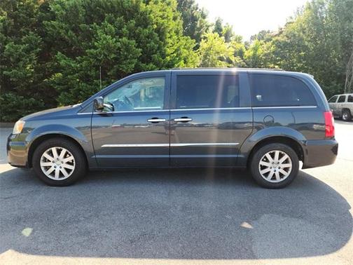 2014 Chrysler Town & Country Touring