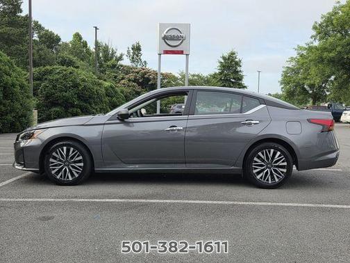 Gun Metallic 2025 Nissan Altima SV