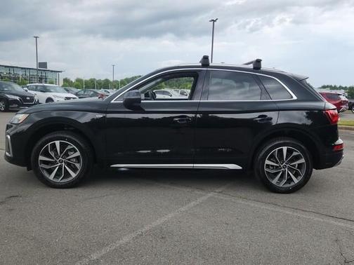 2024 Audi Q5 45 S line quattro Premium