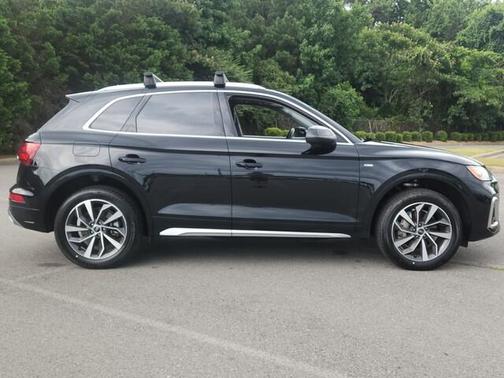 2024 Audi Q5 45 S line quattro Premium