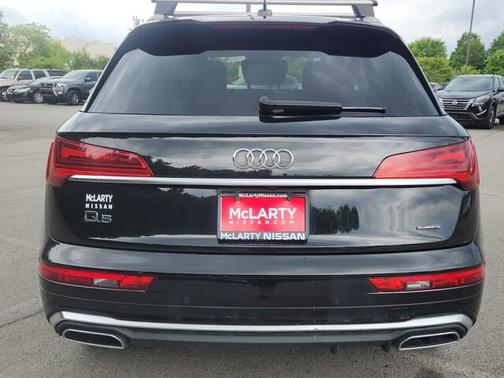 2024 Audi Q5 45 S line quattro Premium
