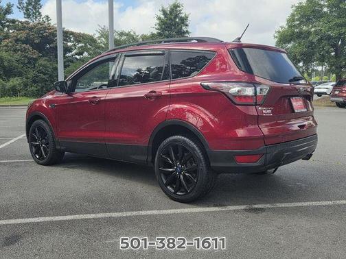 Ruby Red Metallic 2018 Ford Escape SE