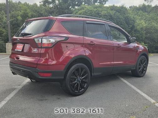 Ruby Red Metallic 2018 Ford Escape SE