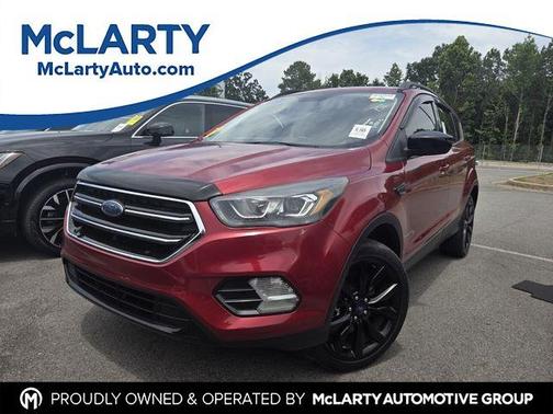 Ruby Red Metallic 2018 Ford Escape SE