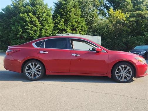2018 Nissan Altima 2.5 SR