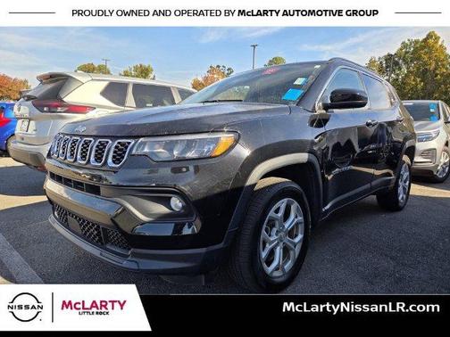 Diamond Black 2024 Jeep Compass Latitude