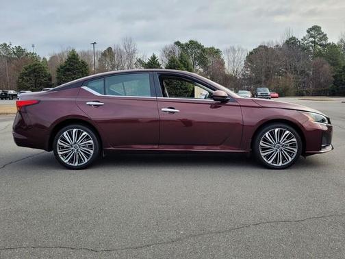 2024 Nissan Altima 2.5 SL