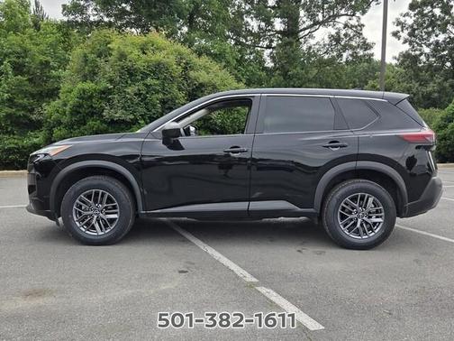 Super Black 2023 Nissan Rogue S