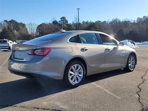 2022 Chevrolet Malibu LT