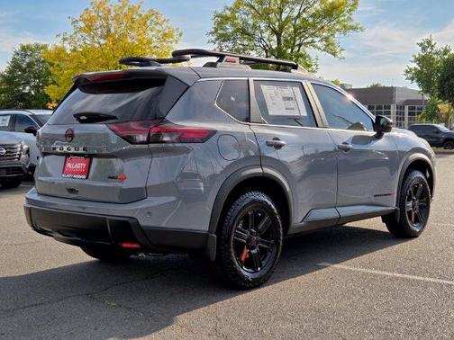 Boulder Gray Pearl 2026 Nissan Rogue CREEK