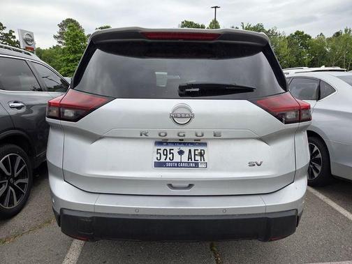 Brilliant Silver Metallic 2024 Nissan Rogue SV