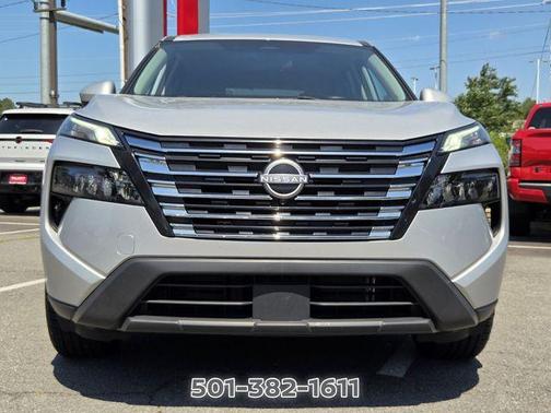 Brilliant Silver Metallic 2024 Nissan Rogue SV