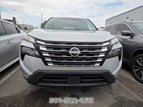 Brilliant Silver Metallic 2024 Nissan Rogue SV