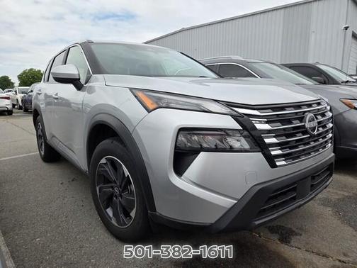 Brilliant Silver Metallic 2024 Nissan Rogue SV