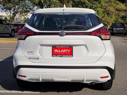 2025 Nissan Kicks Play S