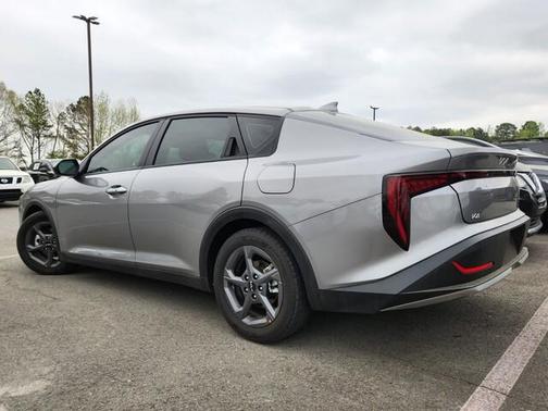 Steel Gray 2025 Kia K4