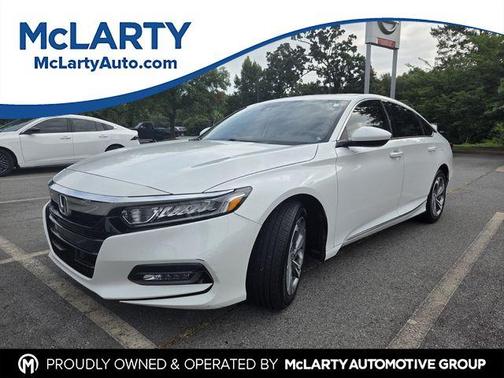 Platinum White Pearl 2019 Honda Accord EX
