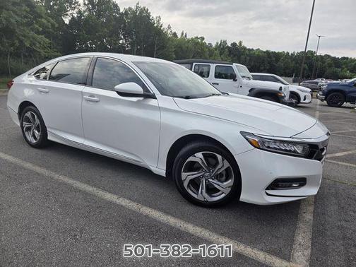 Platinum White Pearl 2019 Honda Accord EX