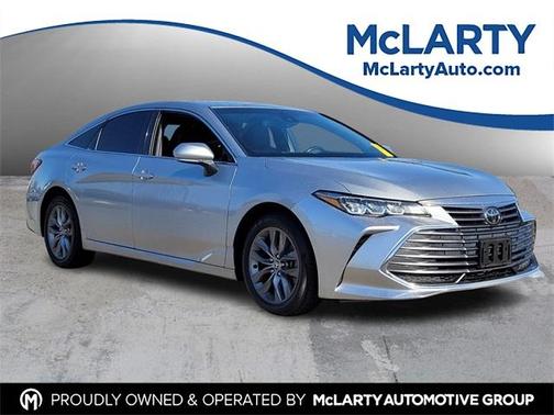 2022 Toyota Avalon XLE
