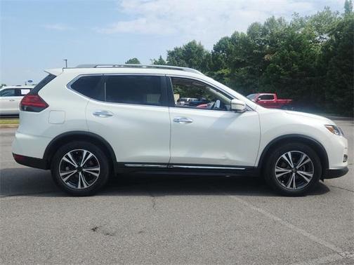 2017 Nissan Rogue SL
