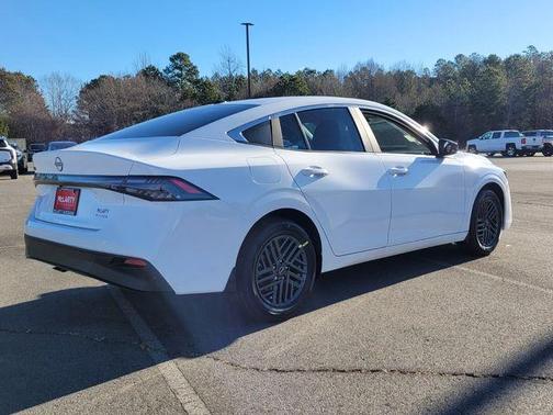 Cloud White 2026 Nissan Sentra SV