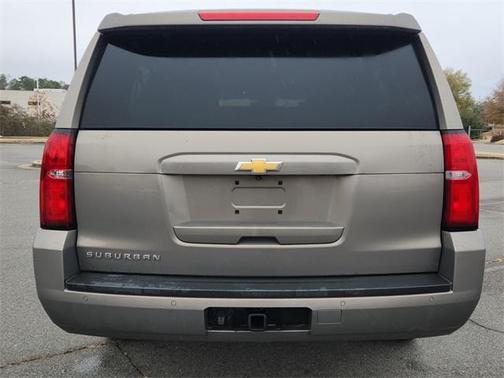 2017 Chevrolet Suburban LT